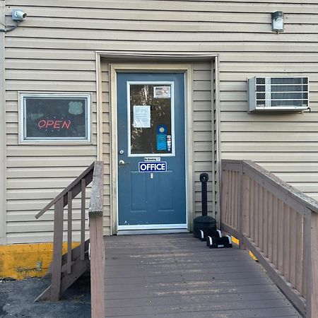 Relax Inn Streator Exterior photo