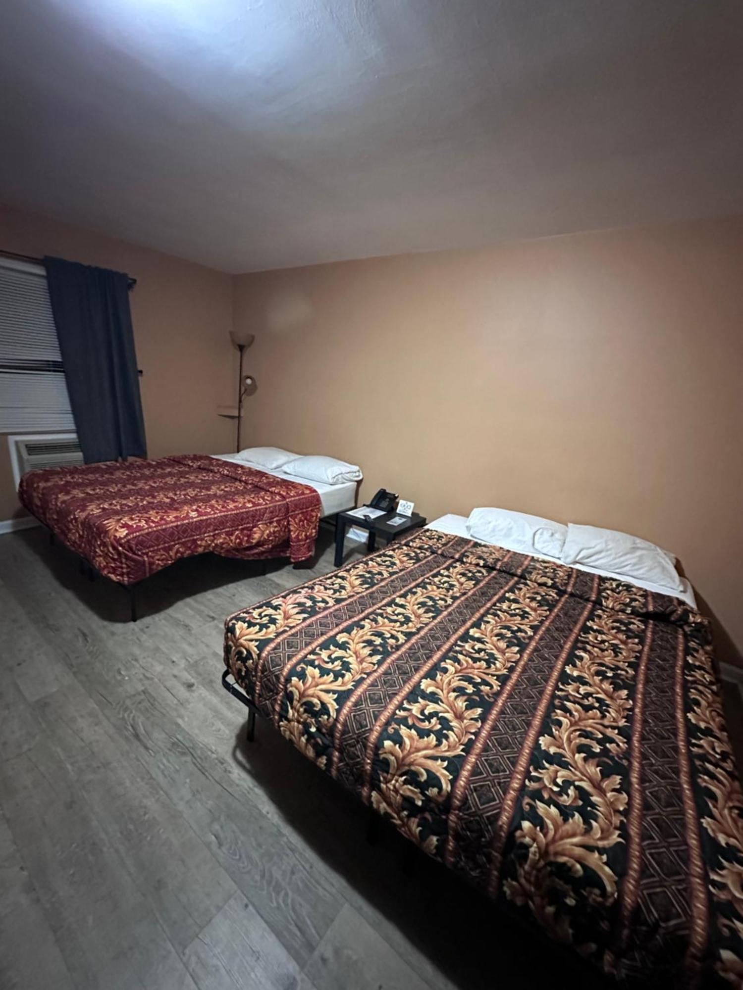 Relax Inn Streator Exterior photo