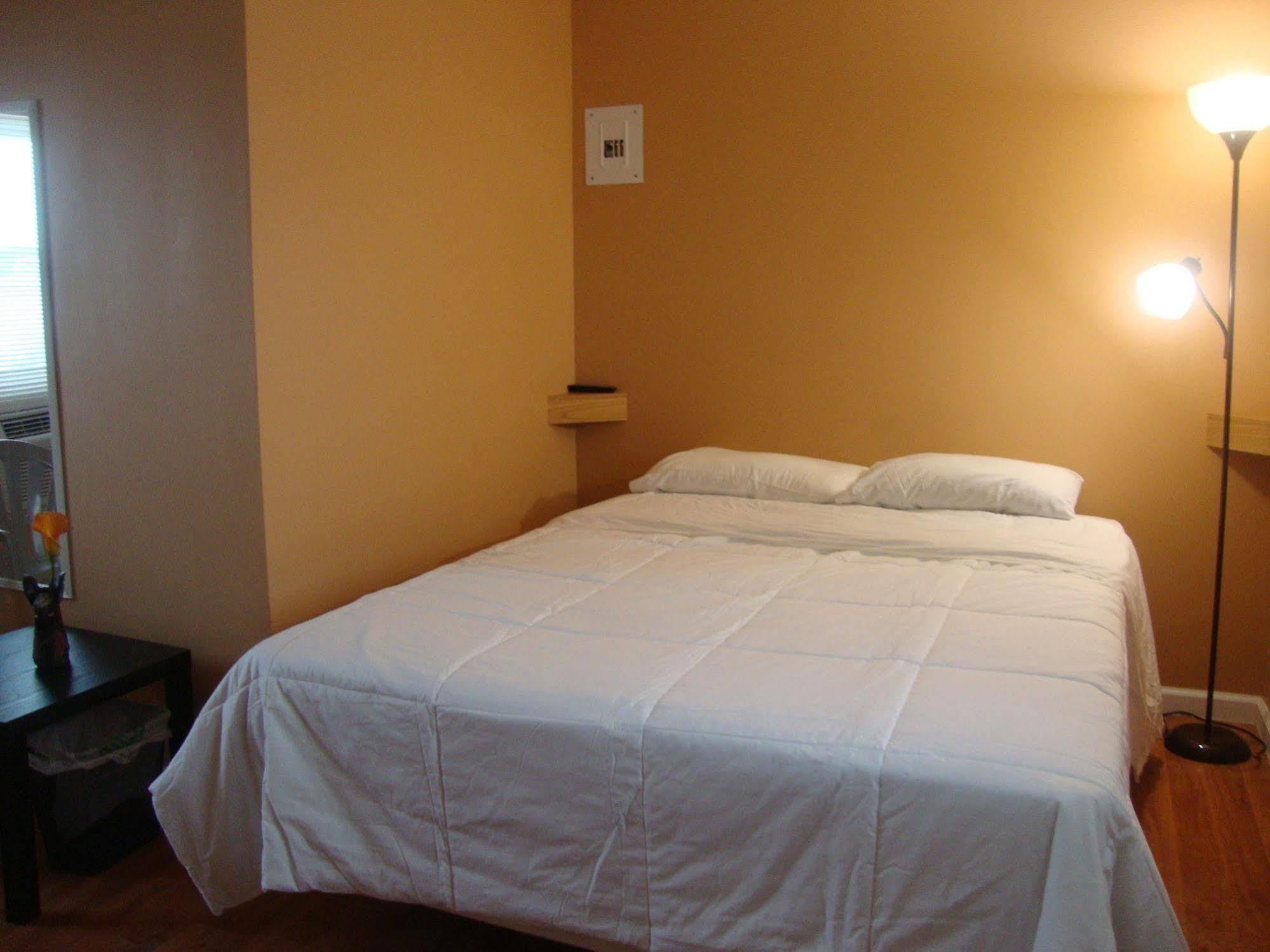 Relax Inn Streator Exterior photo